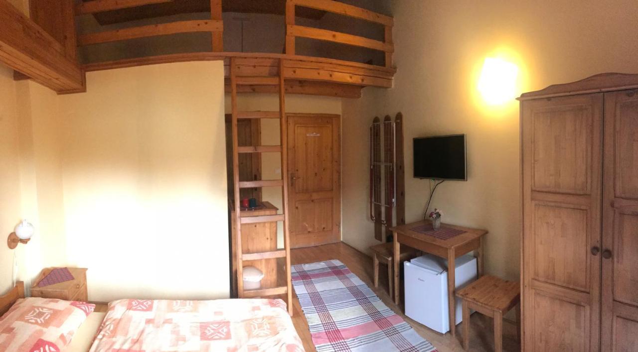 Stará Lesná Penzion Pazicky מראה חיצוני תמונה